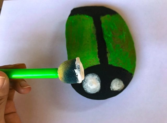 Rock Craft - Ladybird Pebbles - Step 2 Paint the first coat and add eyes