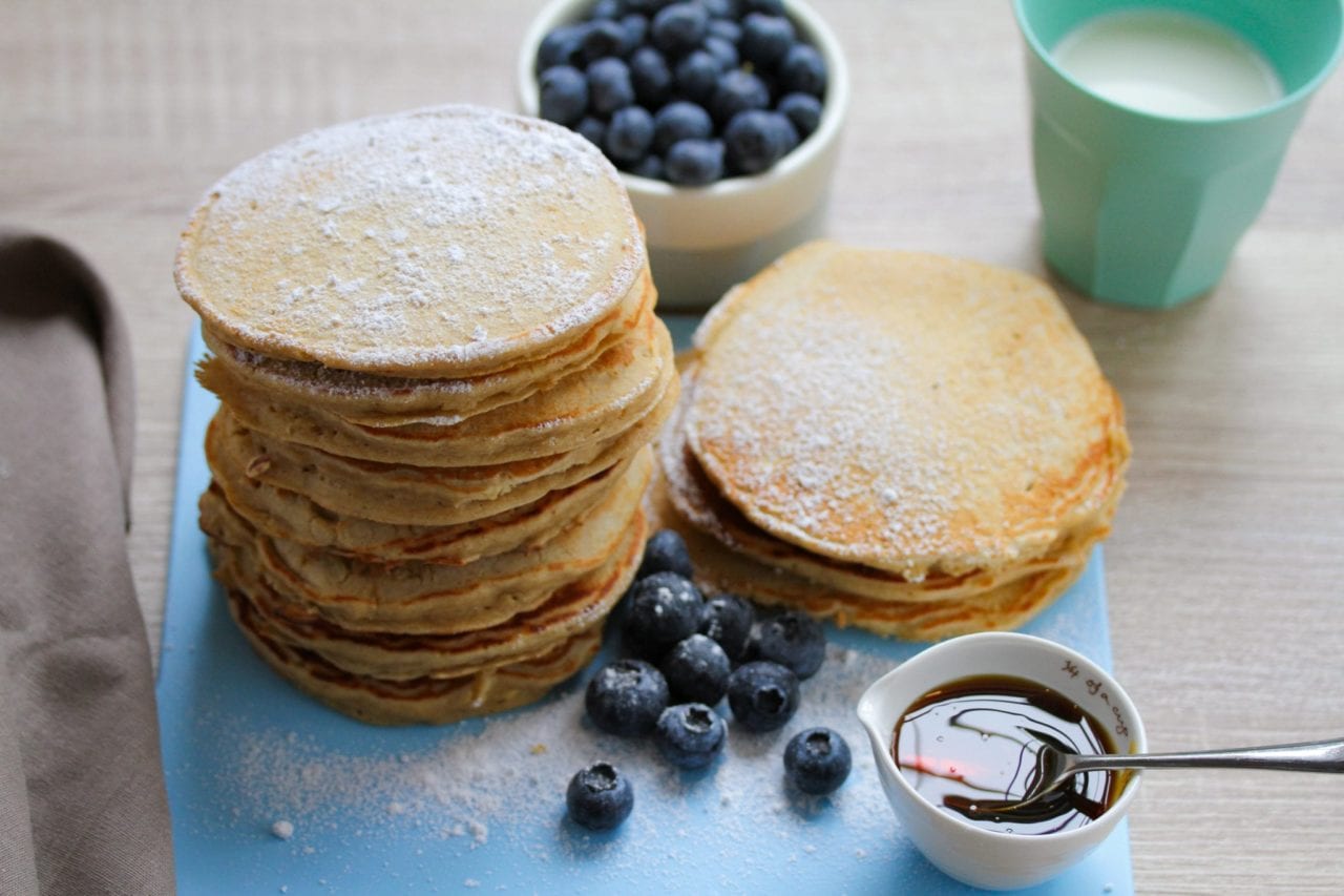 Gluten Free American Pancakes for Sunday Mornings | Mas & Pas