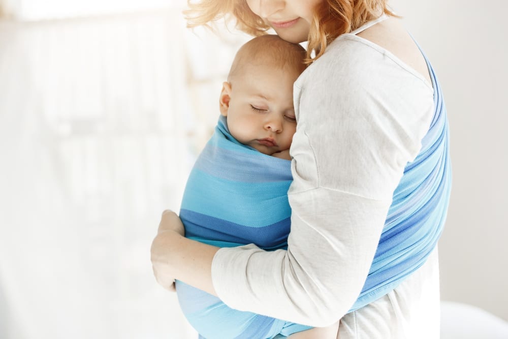 attachment parenting - the pros adn cons of attachment parenting - is attachment parenting right for me