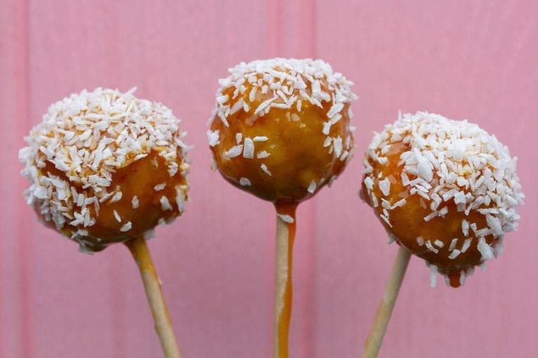 Apple cinnamon cake pops, gluten free MyKitchen