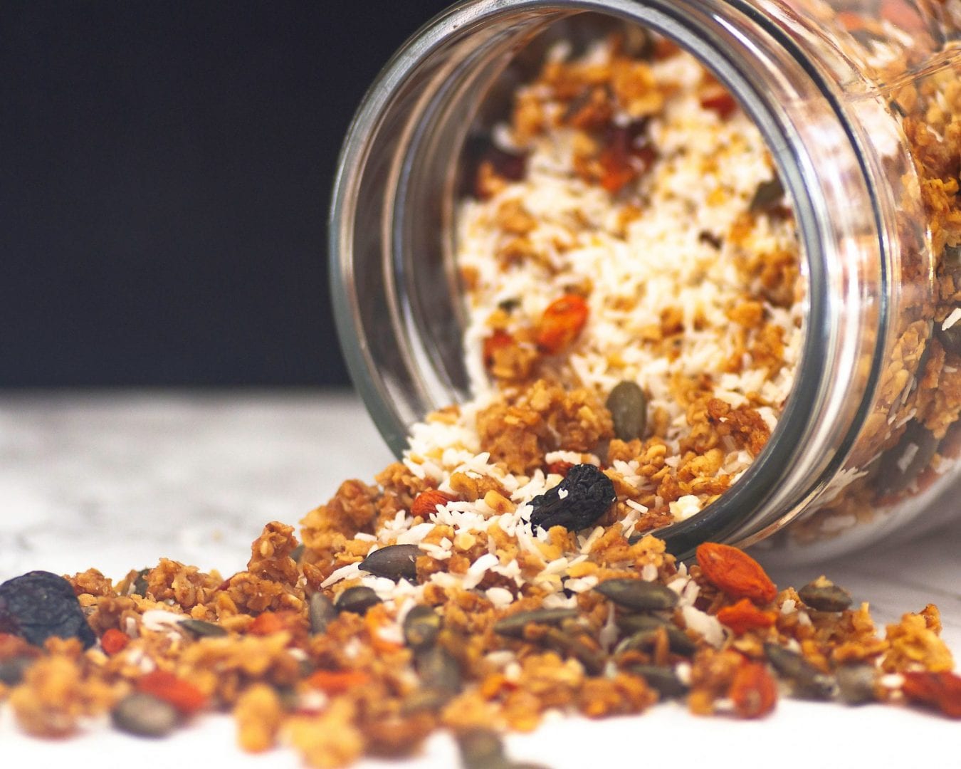 Granola - homemade granola recipe - superfood granola