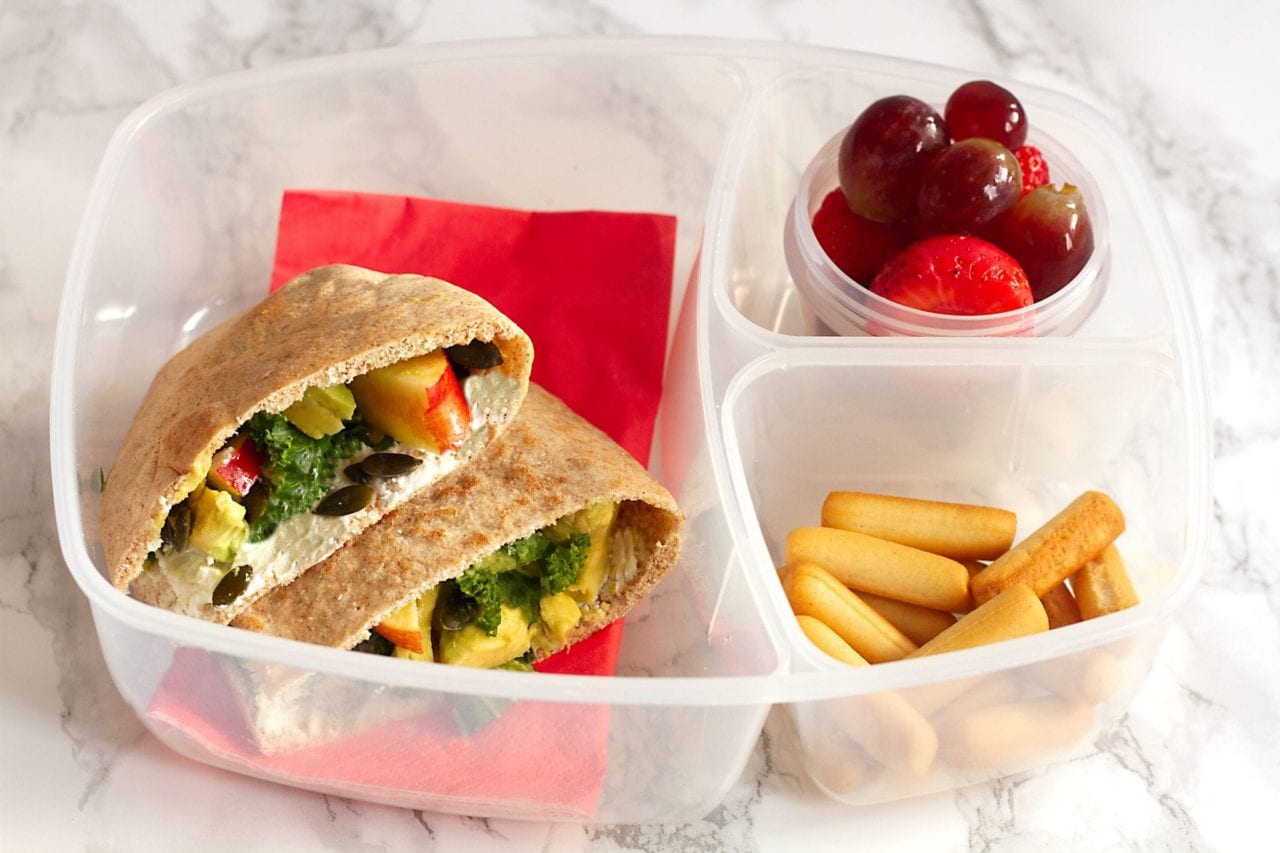 Lunch box ideas - lunch box sandwich - kale and apple pitta sandwich