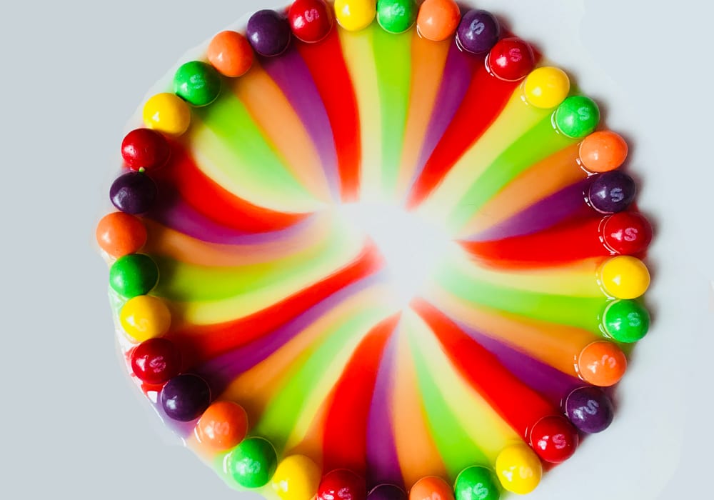 rainbow craft - melting skittles - experiments for kids