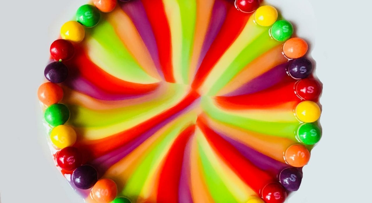 rainbow craft - melting skittles - experiments for kids