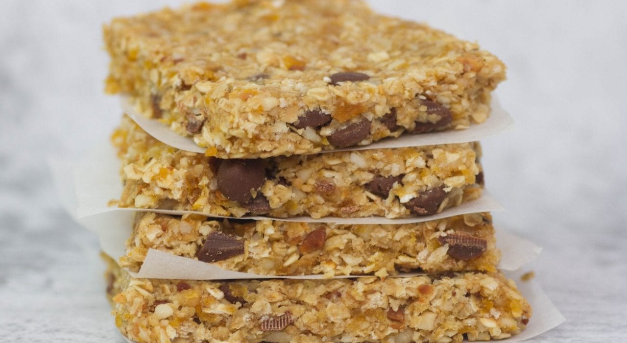 Feel good coconut and apricot granola bars made with hearty oats macadamia nuts and honey