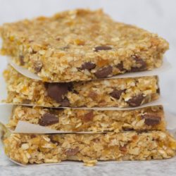 Feel good coconut and apricot granola bars made with hearty oats macadamia nuts and honey