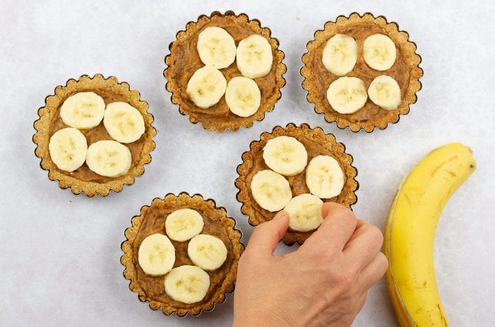 vegan banoffee pie - try this healthy banoffee pie as a delicious and healthy kids dessert.