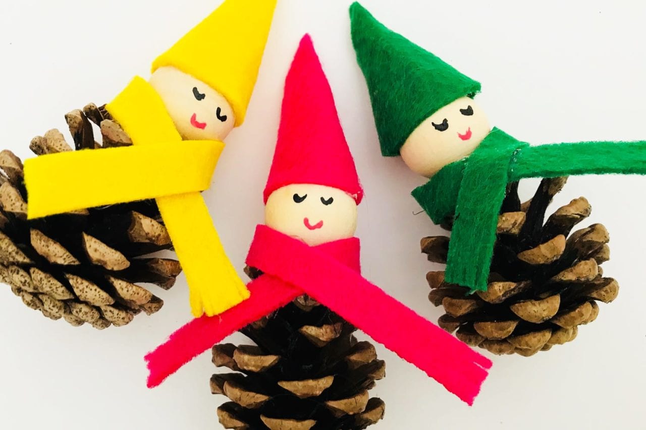 pine cone craft, pine cone elves, Christmas craft, kids crafts