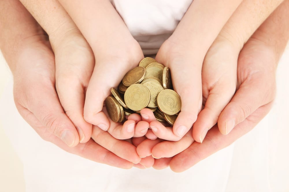 saving money - tips for saving money - family savings