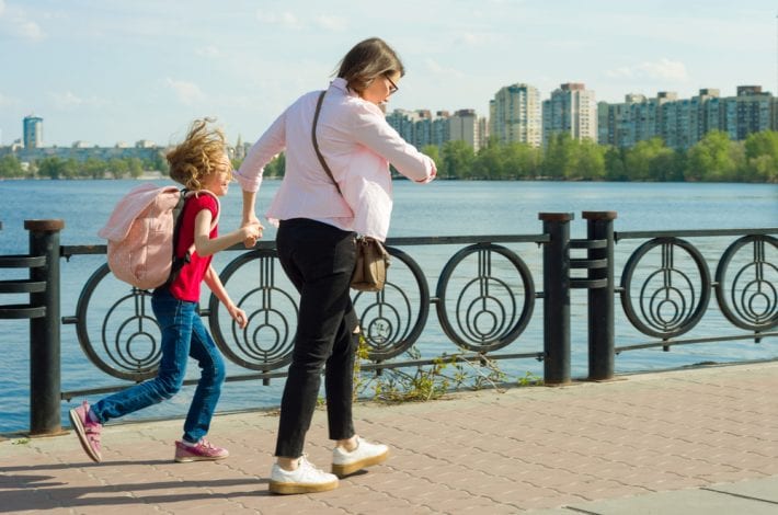 school run - things parents do before the school run - parents in the morning