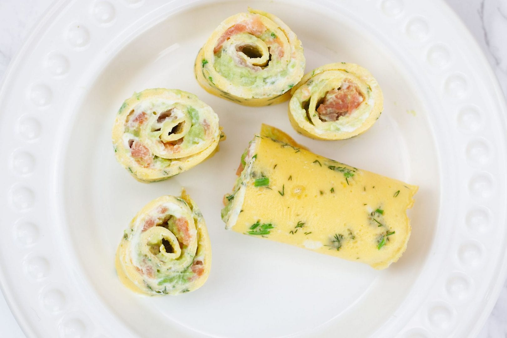 Egg roll up - egg roll with salmon and avocado - packed lunch recipe - lunch box recipe