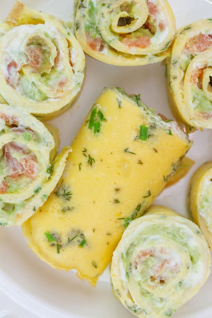 Egg roll up - egg roll with salmon and avocado - packed lunch recipe - lunch box recipe