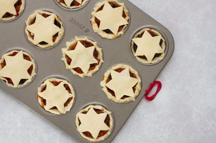 Make these gluten free fruit mince pies this festive season to enjoy a traditional festive treat with the kids
