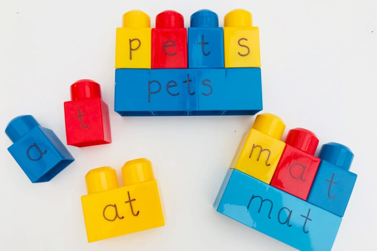 Spelling activities with building blocks Learning Fun