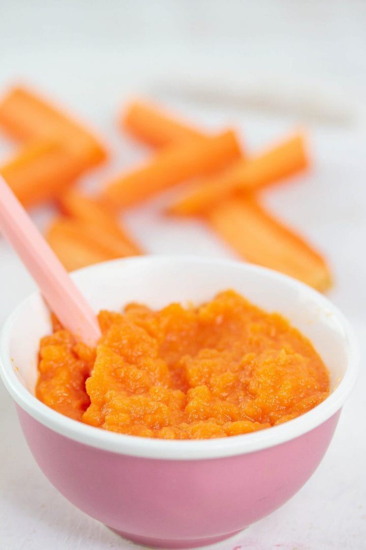 Carrot puree - try this great weaning dish for baby as a healthy and nutritious first food