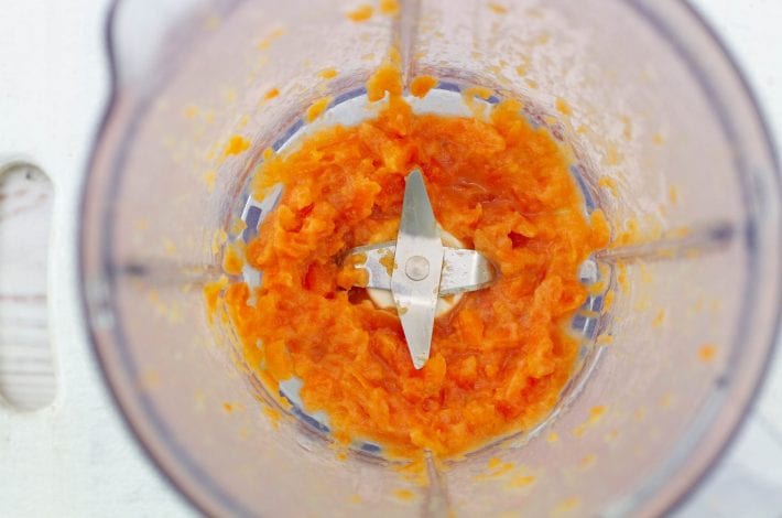 Carrot puree - try this great weaning dish for baby as a healthy and nutritious first food