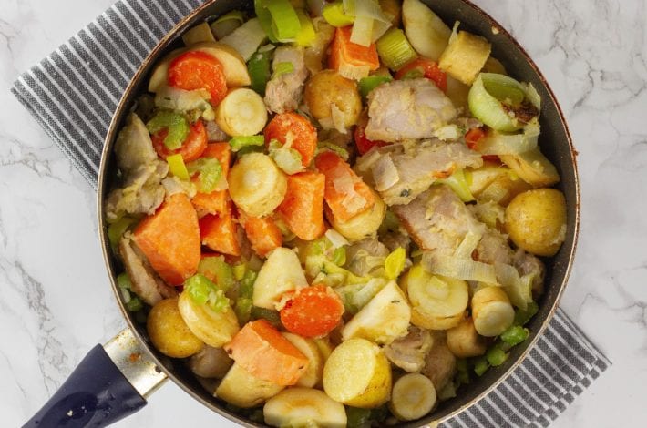 Slow cooker chicken stew for kids - quick and tasty casserole for family dinners
