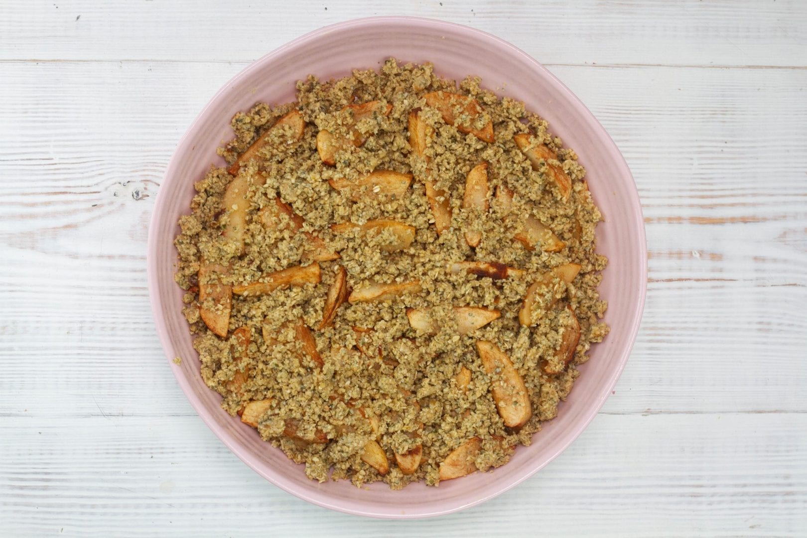 Refined sugar free apple crumble | Healthy desserts