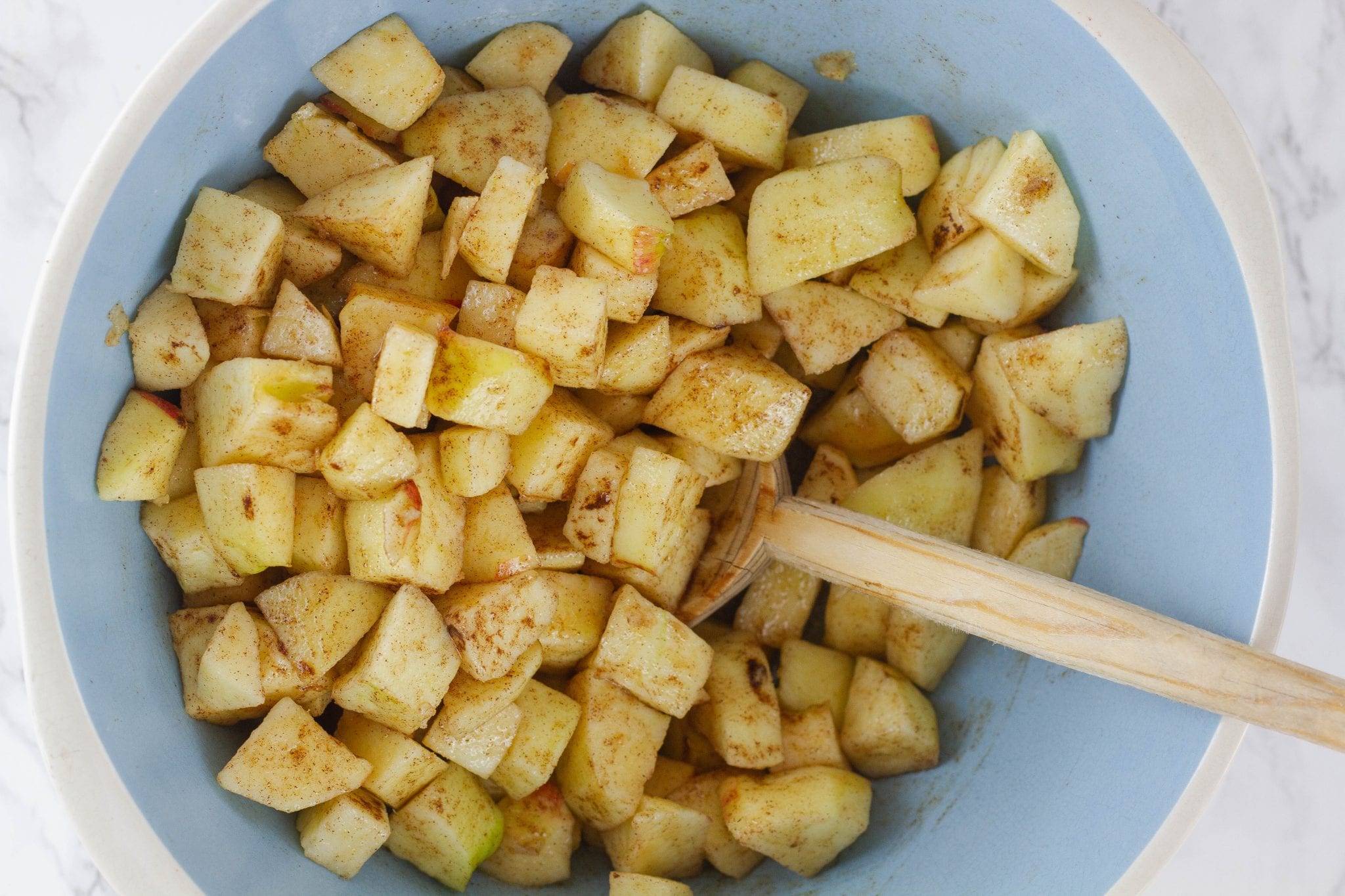 Refined sugar free apple crumble | Healthy desserts