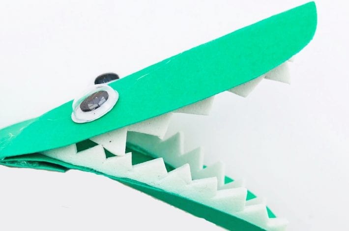 Cool crocs - crocodile craft - croc popsicle stick craft for kids - easy kids crafts