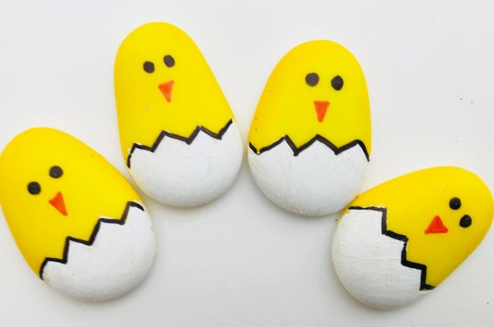 Easter rock painting - make these great easter chicks by painting pebbles - a great easter craft for kids