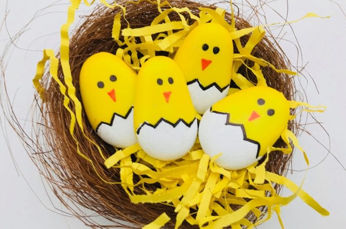 Easter rock painting - make these great easter chicks by painting pebbles - a great easter craft for kids