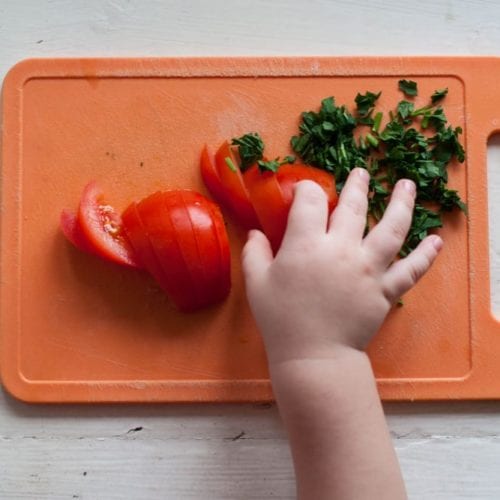 Baby led weaning foods by age - see which foods are best for baby at each stage of weaning - help them to enjoy finger foods
