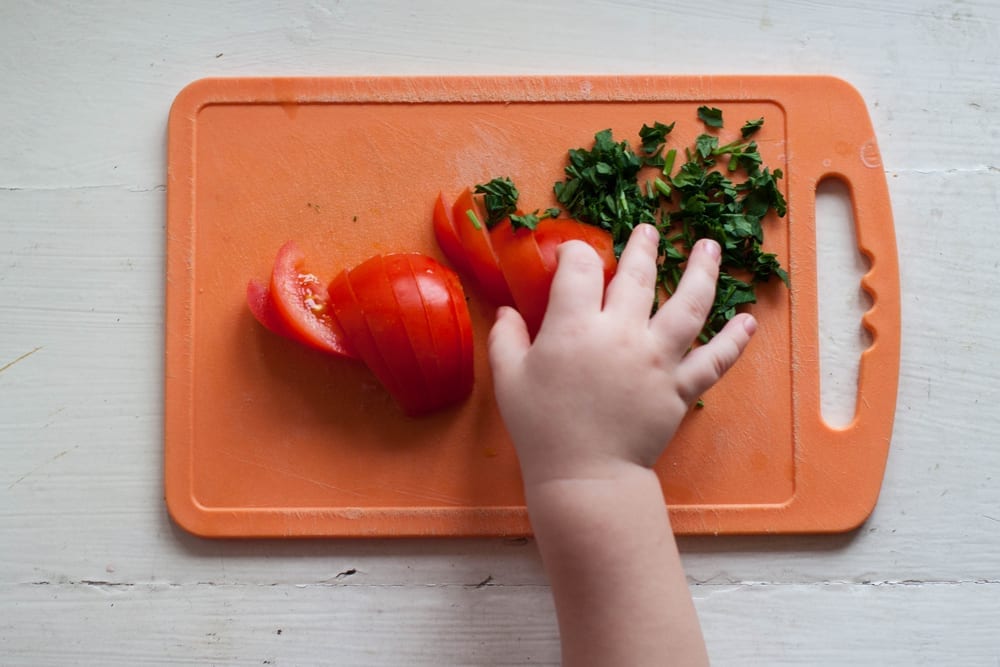 Baby led weaning foods by age - see which foods are best for baby at each stage of weaning - help them to enjoy finger foods