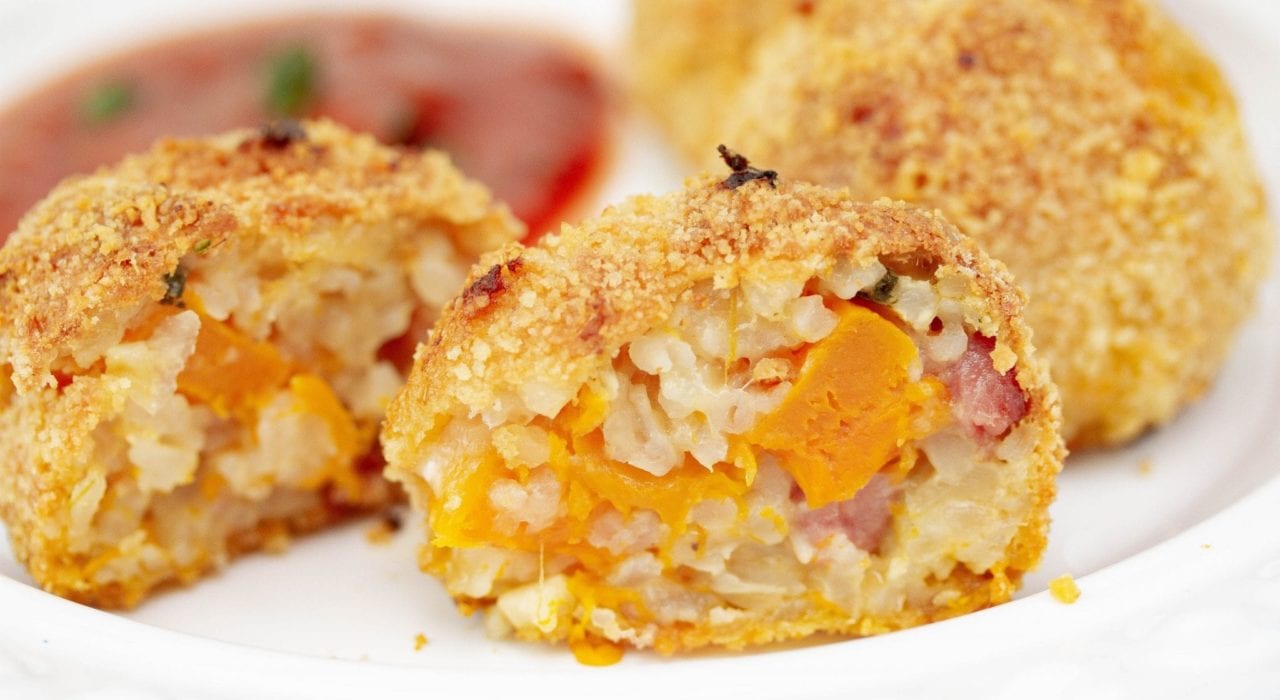 Make these delicious arancini rice balls made with squash and pancetta risotto. Perfect for kids dinners or to use up leftover risotto