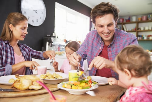 Why playing with food is good for baby - messy eaters - baby led weaning - learning by playing with food