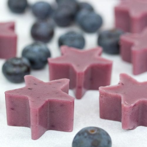 Homemade sweets, chewy blueberry gummies Healthy Snacks