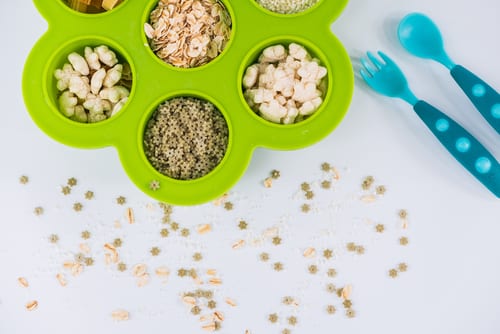 Baby led weaning first foods - check out these top 31 best finger foods for baby to start weaning
