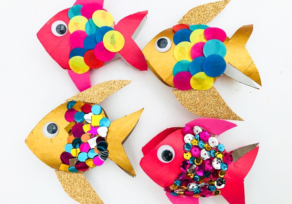 Toilet roll fish craft - make these colourful toilet paper roll fish with sequins or tissue paper as a fun summer craft for kids