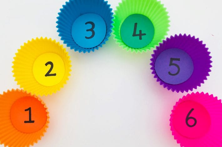 Pom pom learning games - teach your little one to count out numbers and to match colours with this fun toddler learning activity