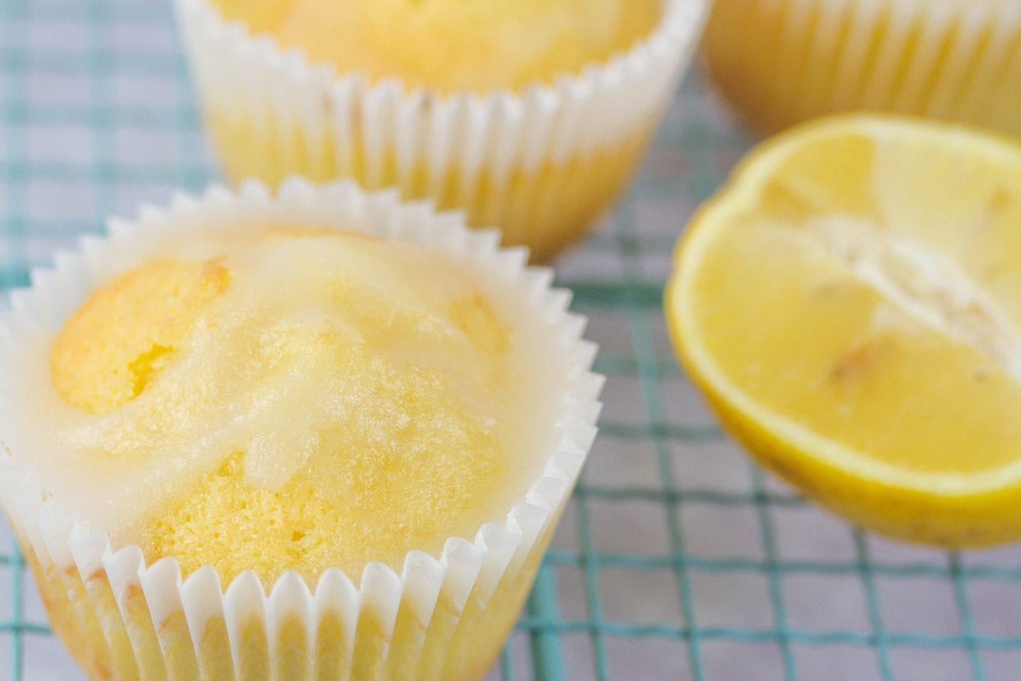 Easy lemon drizzle cupcakes image