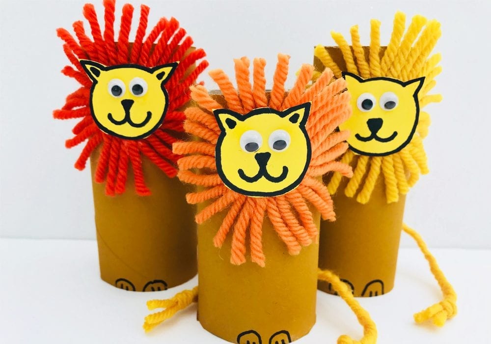 Proud paper roll lions Arts & Crafts Mas & Pas