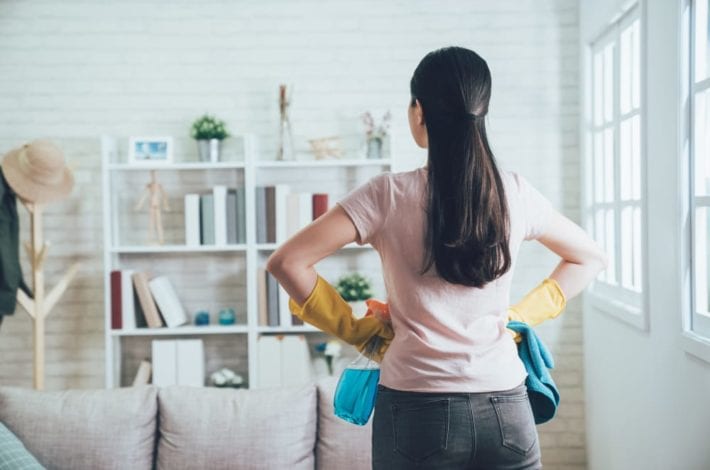 How to declutter your house in one day - tips for tidying up your home and having a big clear out