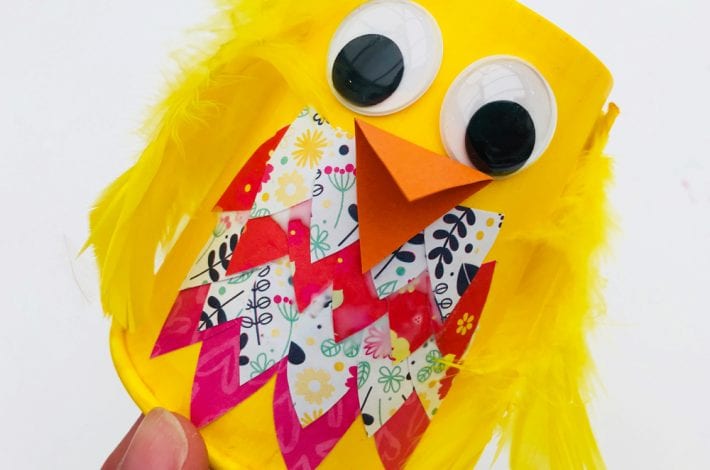 Paper cup birds - enjoy this quick and easy paper cup craft with these DIY birds. Perfect as a kids Easter craft or summer craft