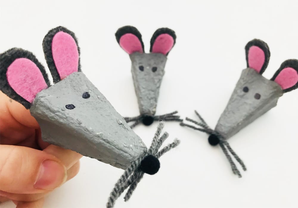 Make the cutest egg box mice finger puppets with this fun kids craft