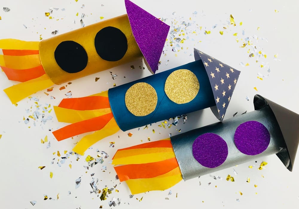 super space rocket craft - make these space rockets using just paper roll, paints, coloured card and tissue paper