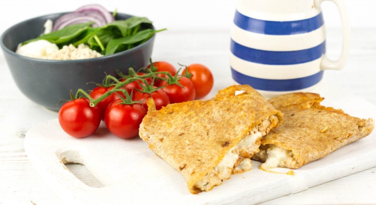 Chicken parmesan wrap - make these delicious chicken wraps with tomato marinara and melted cheese