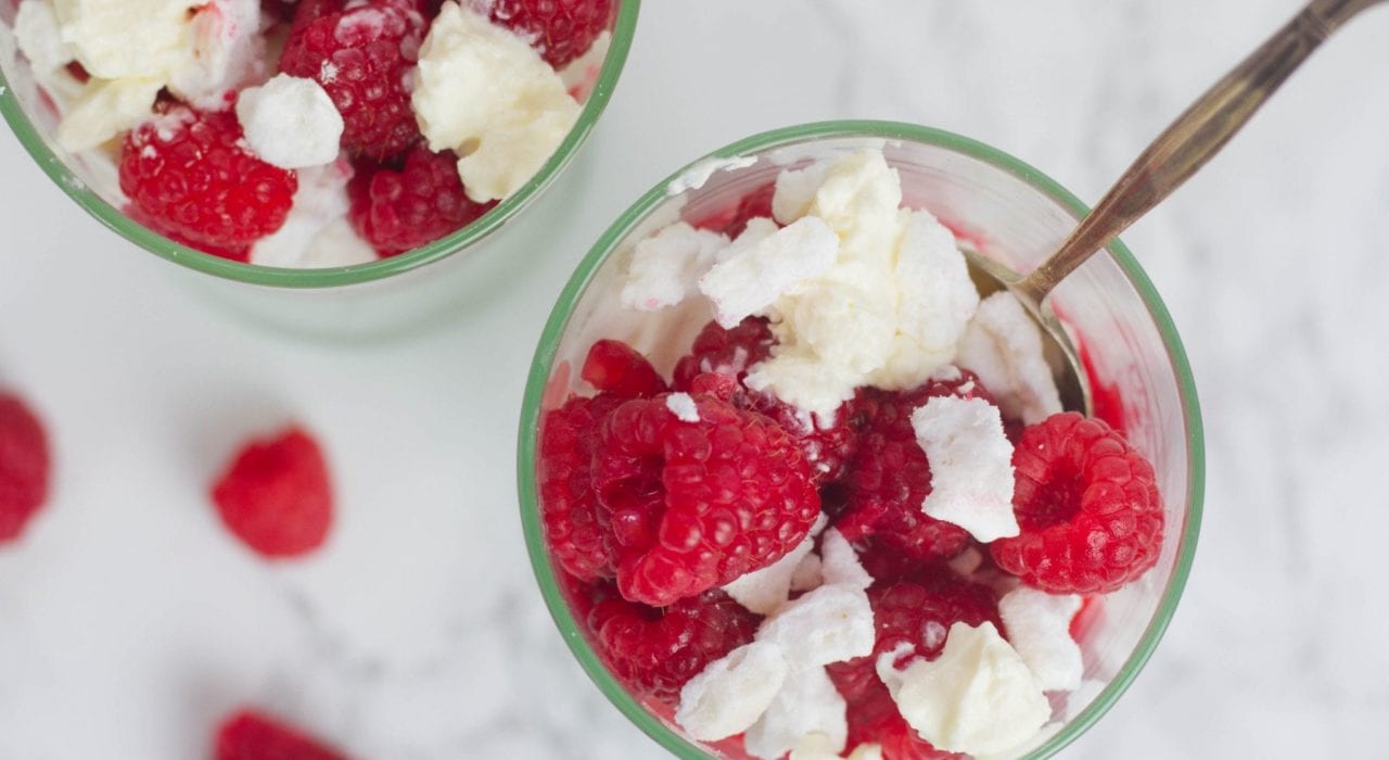 Raspberry eton mess - try this great raspberry eaton mess for a healthy dessert with fresh berries
