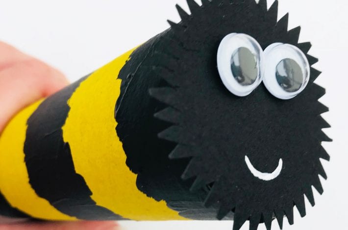 Paper roll buzzy bee craft - make your own paper bumblebees with the kids