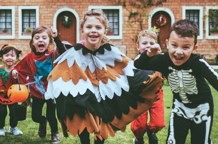Try out these awesome Halloween activities for toddlers and little kids. Ideal for Halloween party games and fun Halloween activities.