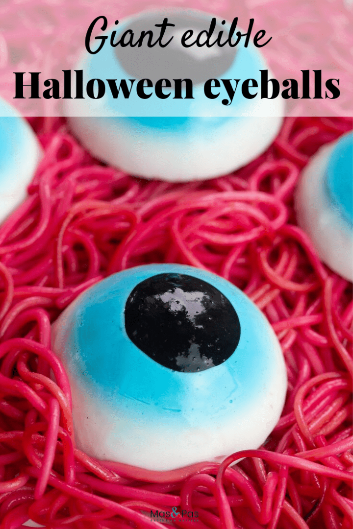 Giant edible Halloween eyeballs - make these edible eyeballs for Halloween party treats or just for fun