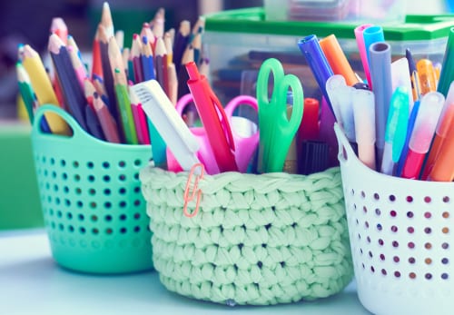 Start the school year smoothly with these back to school organisation hacks to help you save time and stay organised