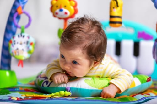 Tummy time store 6 weeks old