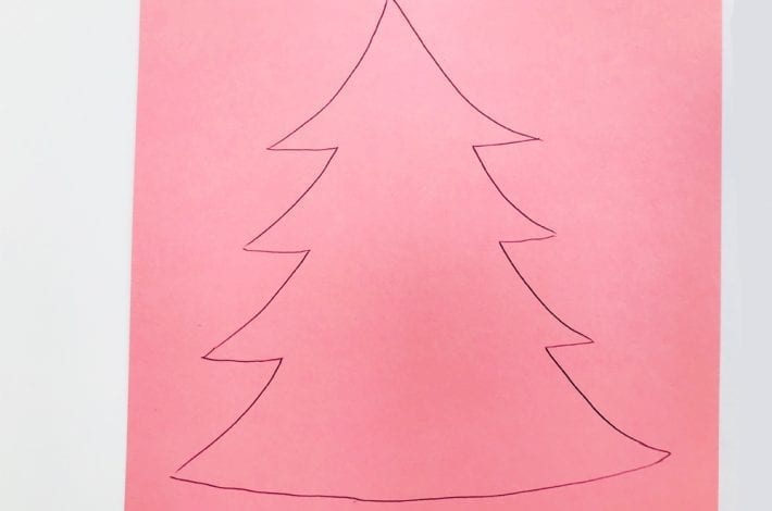 Make your own christmas tree cards this year with this brush print Christmas tree craft. Easy peasy for little ones to do and they can have fun decorating their Christmas tree paintings too.