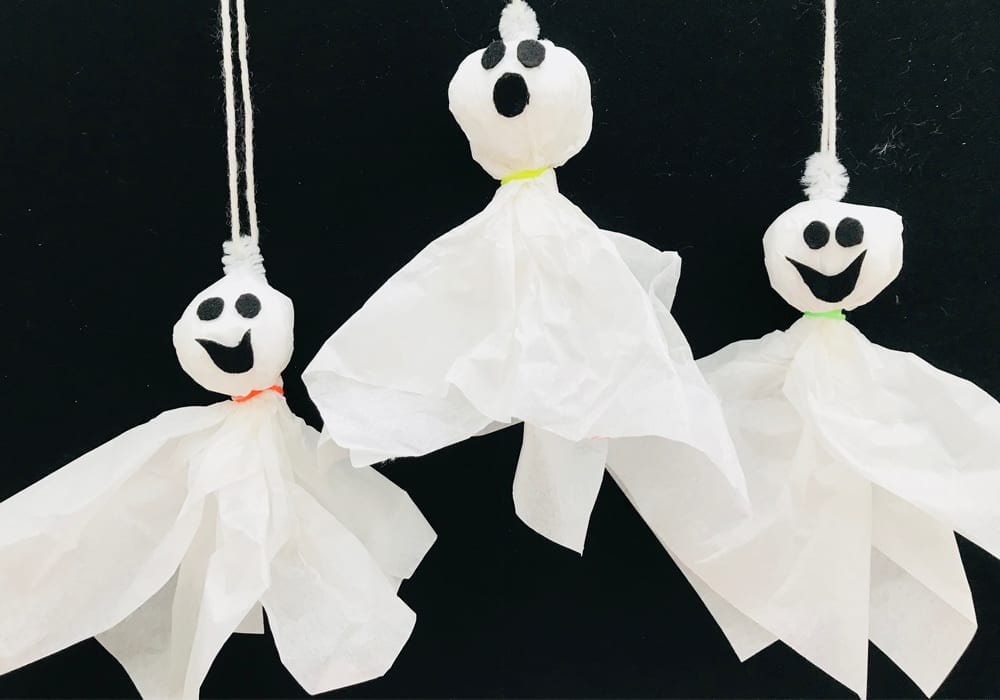 Make this spooky hanging tissue ghost this Halloween with the kids. Or make a whole series to hang up as Halloween bunting!
