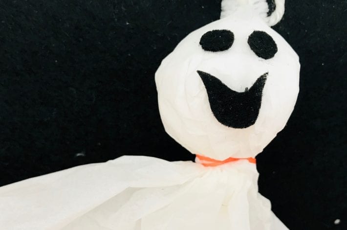 Make this spooky hanging tissue ghost this Halloween with the kids. Or make a whole series to hang up as Halloween bunting!